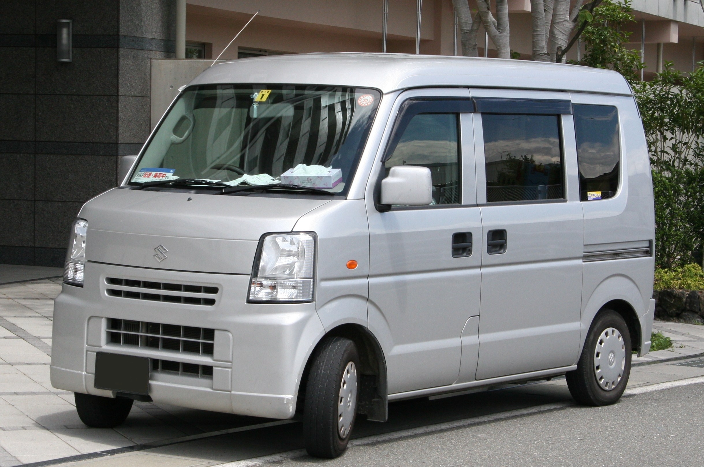 Suzuki Every technical specifications and fuel economy