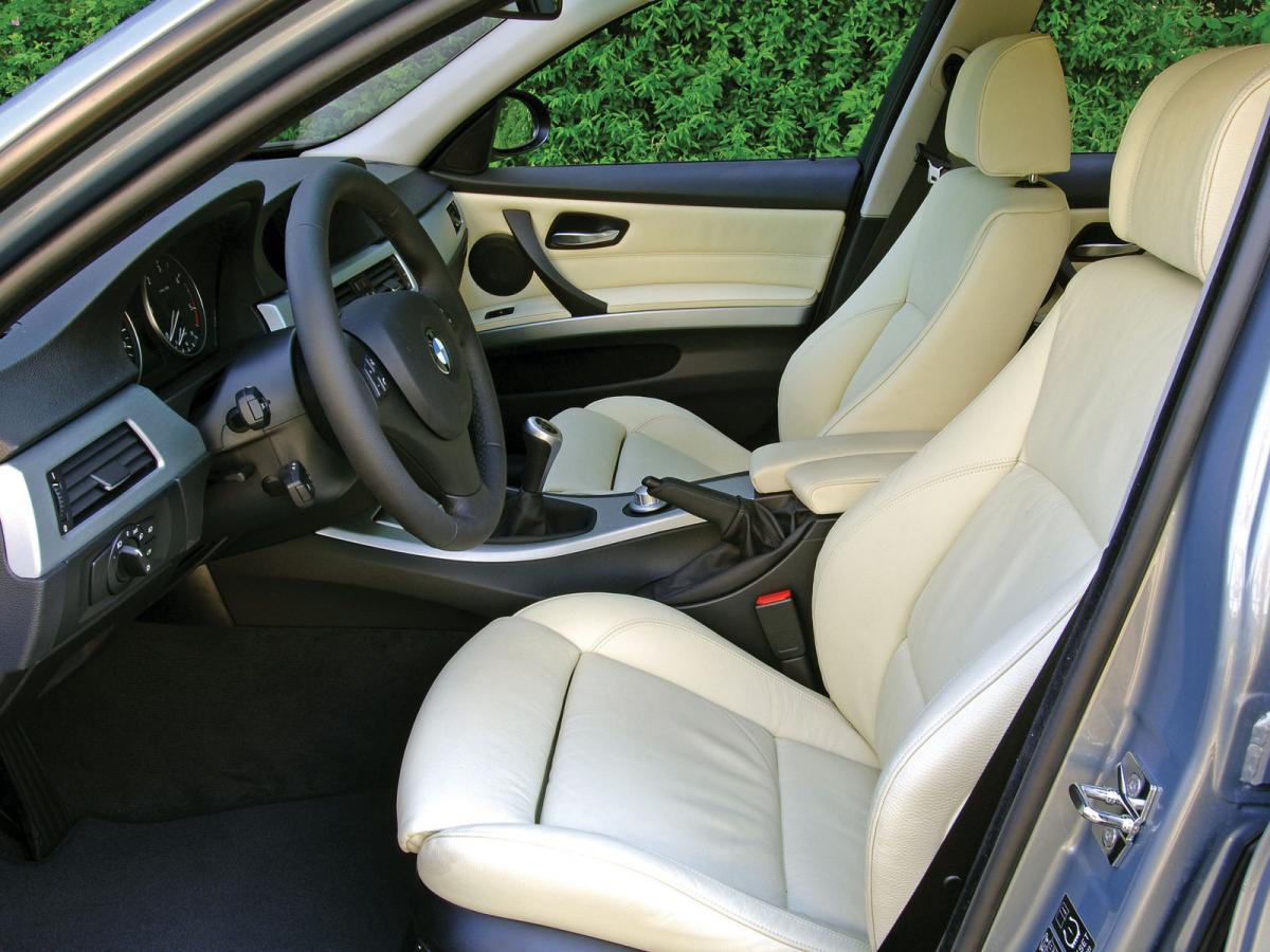 File:BMW 3er Touring E91 Facelift 20090425 front.JPG - Wikipedia