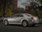 Chrysler  300 II (facelift 2015)  SRT 6.4 (476 Hp) Automatic  