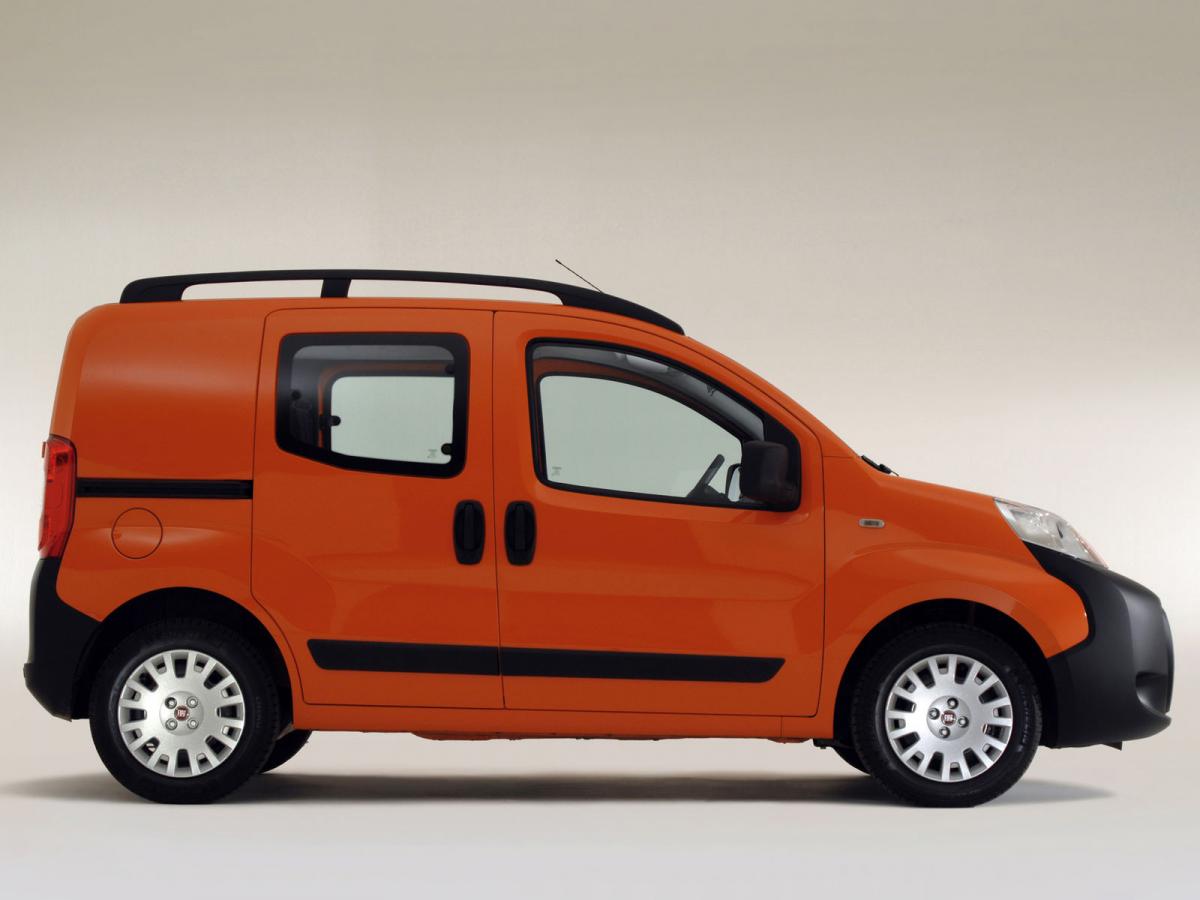 Fiat Fiorino Combi 1.3 JTD Multijet 16V (75 Hp)1200 x 900