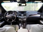 Infiniti Q70