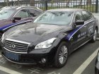 Infiniti Q70L (facelift 2015) 5.6 V8 (416 Hp) Automatic