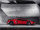 Lamborghini  Aventador LP 750-4 Superveloce  6.5 V12 (750 Hp) 4WD  