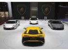 Lamborghini  Aventador LP 750-4 Superveloce  6.5 V12 (750 Hp) 4WD  