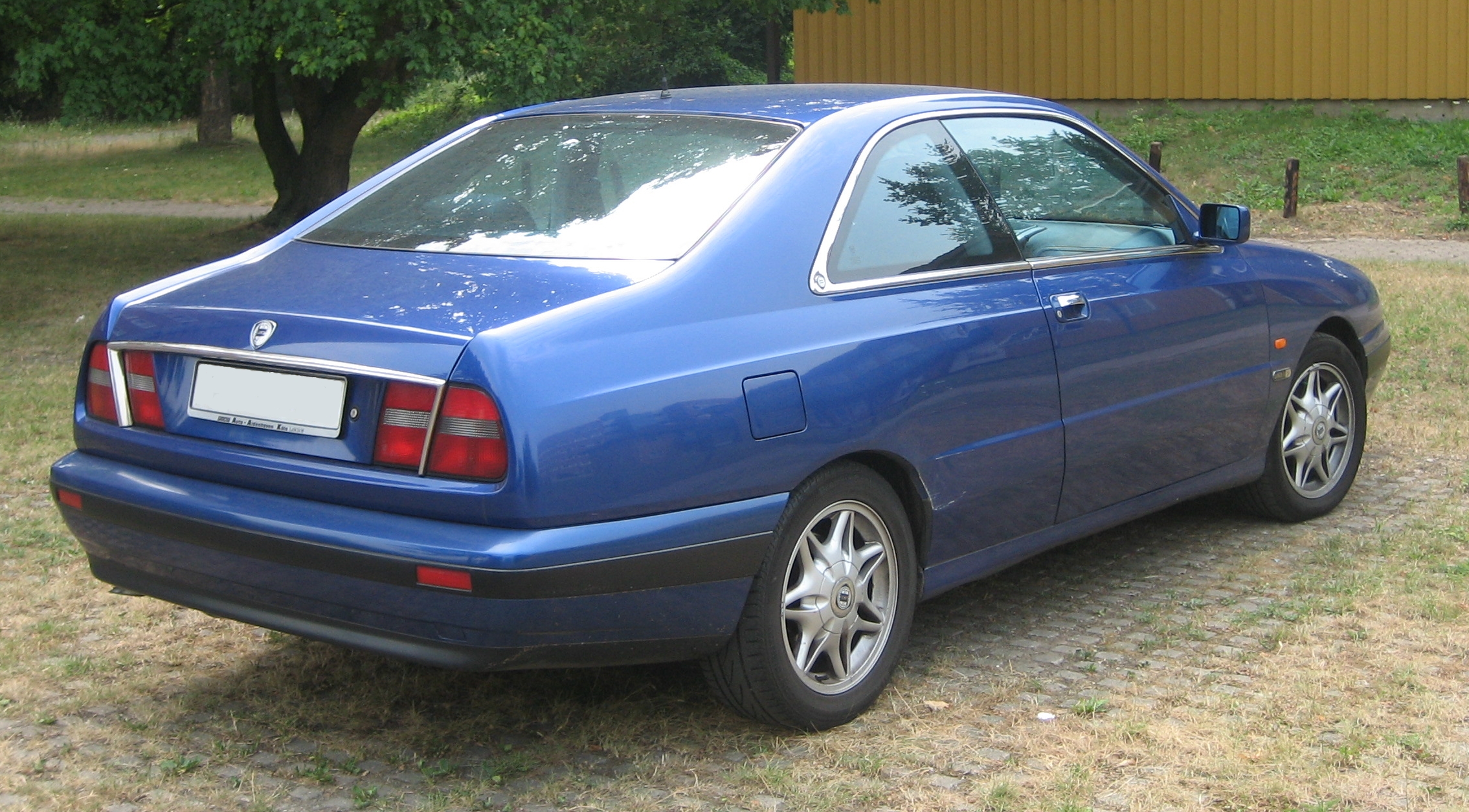 Lancia Coupe (838) 2.4 20V (175 Hp)