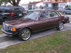 Mercedes-Benz  240 (w123)  240 D (65 Hp) 