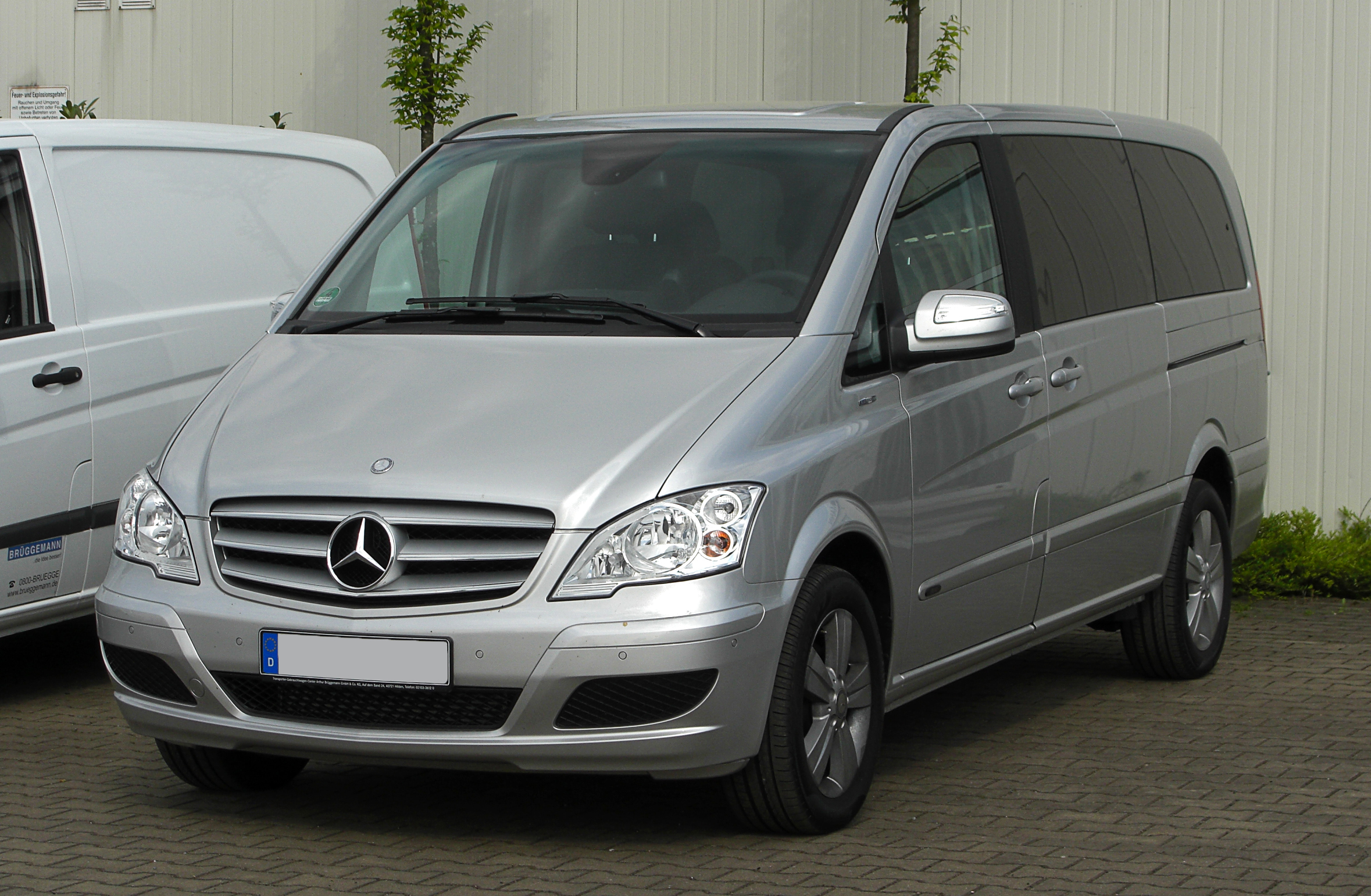 Mercedes-Benz  Viano (W639 facelift 2010)  3.5 L (258 Hp) Automatic 