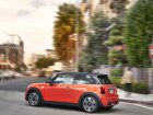 Mini  Hatch (F55; F56 facelift 2018)  Cooper S 2.0 (192 Hp) Automatic  