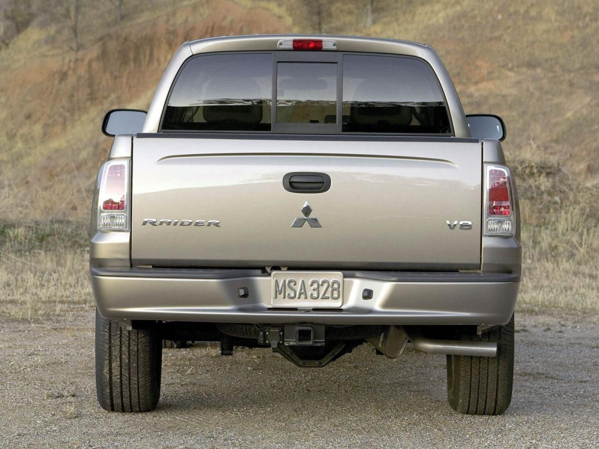 Mitsubishi Raider  generations, technical specifications and fuel economy