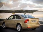 Volvo S40 II