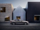 Volvo  S60 III  Recharge 2.0 T6 (350 Hp) Plug-in Hybrid AWD Geartronic  