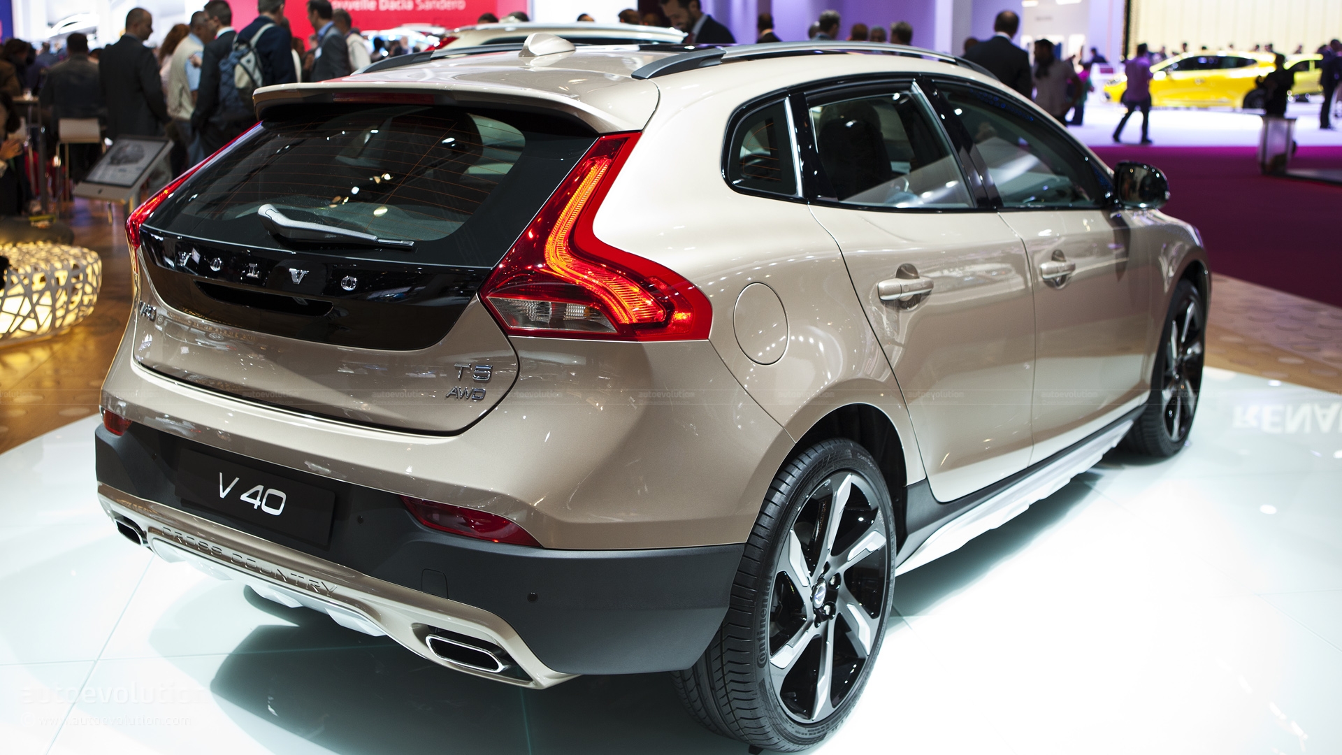 Volvo V40 Cross Country 2 0 D4 190 Hp Automatic